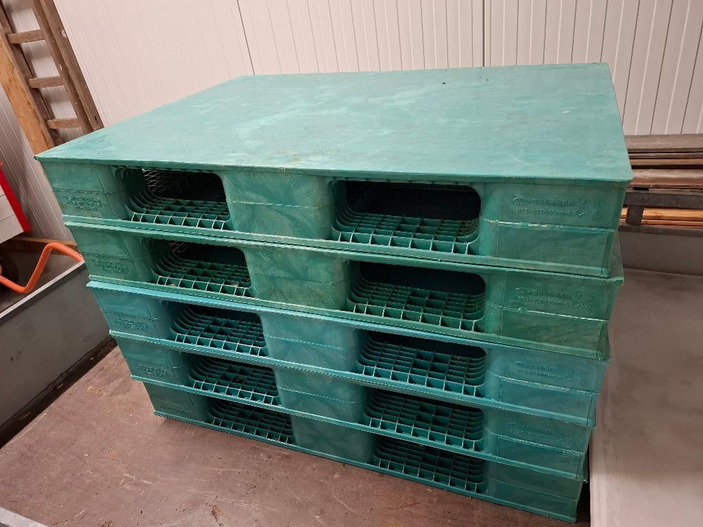 kunststof pallets 110 x 80, 100 cm of meer, 60 cm of meer, Overige typen, Minder dan 35 cm