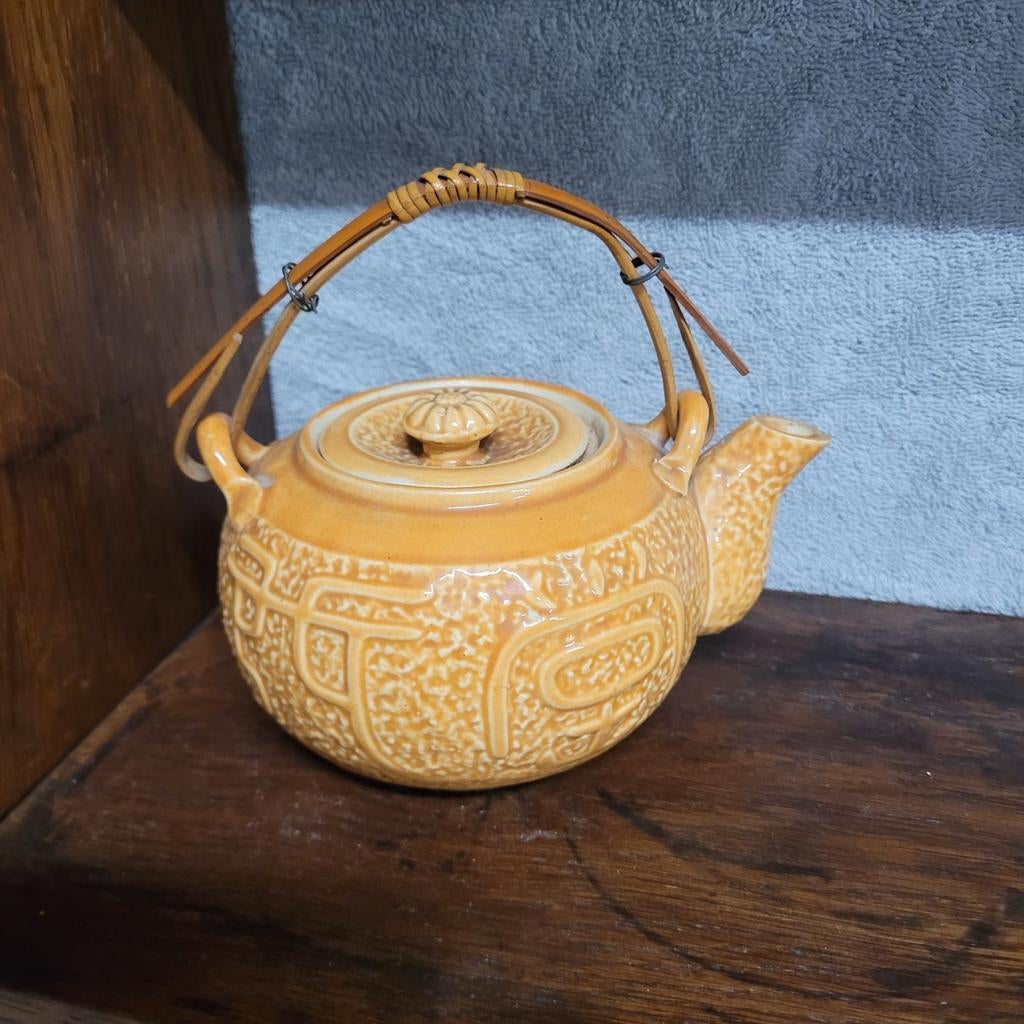 Vintage Chinese Theepot met Bamboe Handvat, Ophalen of Verzenden