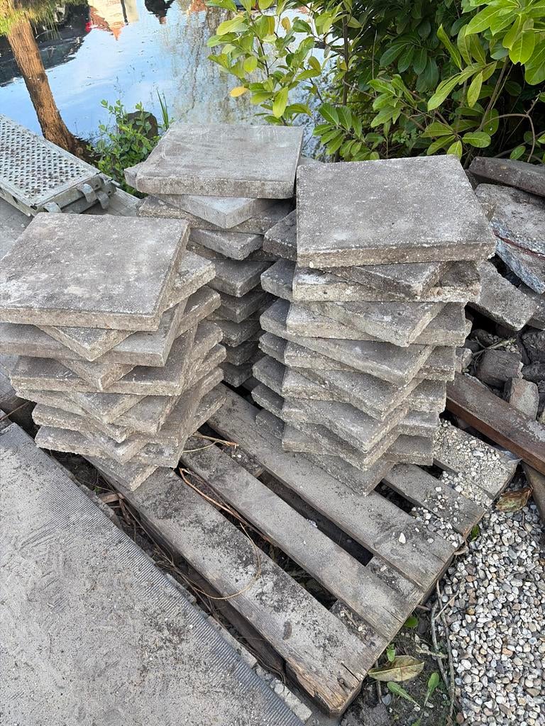 Gratis! 40 stoeptegels 40x40, Tuin en Terras, Tegels en Klinkers, Ophalen, Gebruikt, 5 tot 10 m², Beton