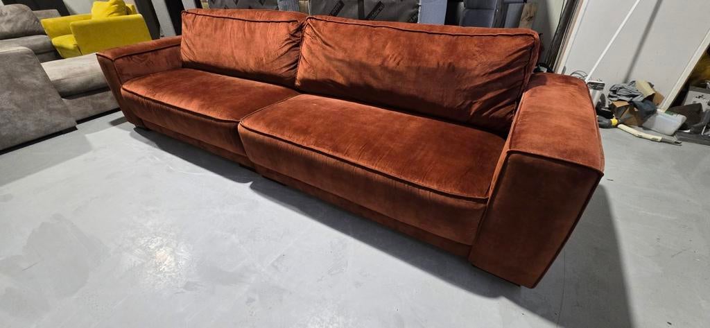 Van Ouds Meubels velvet terracotta bank 4-persoons, Ophalen, Gebruikt, 300 cm of meer, 75 tot 100 cm