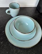 Blauw servies met gouden rand - Compleet set, Keramiek, Ophalen of Verzenden, Zo goed als nieuw, Effen