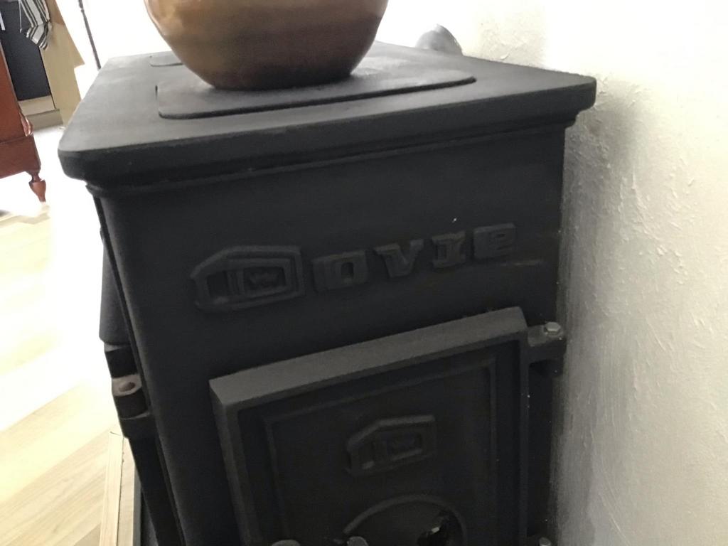 Dovre Houtkachel - Klassiek en Robuust, Ophalen, Gebruikt, Houtkachel, Vrijstaand