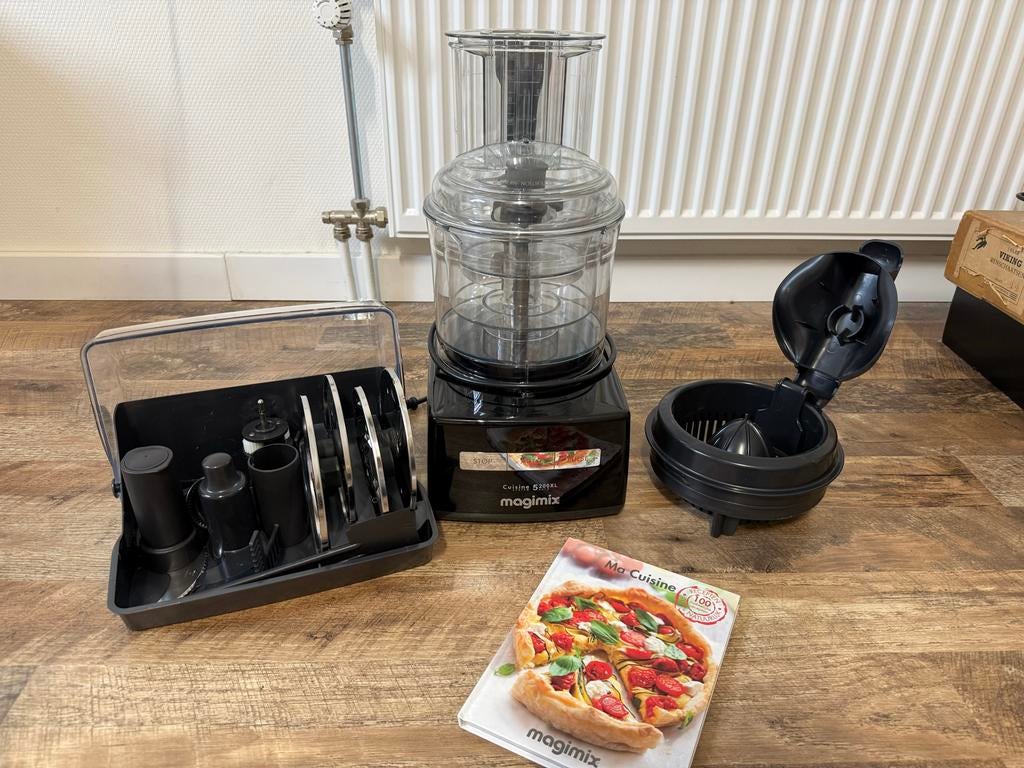 Magimix 5200XL Keukenmachine compleet, Ophalen of Verzenden, Zo goed als nieuw, Vaatwasserbestendig, 3 snelheden of meer