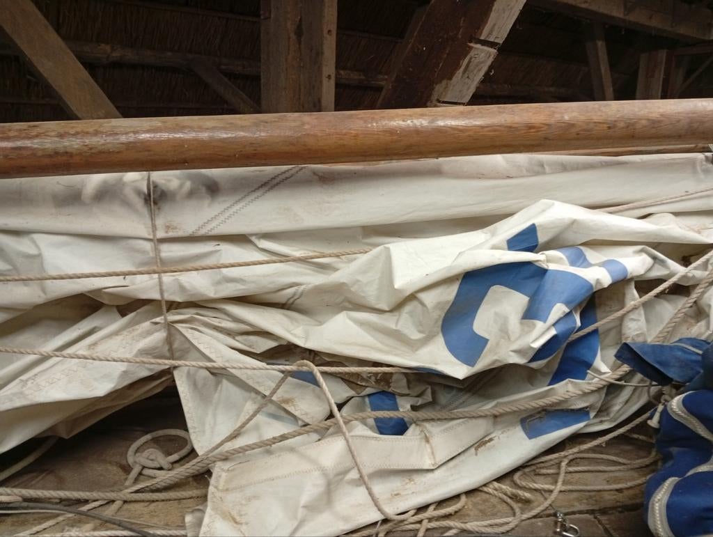 Zeilen en toebehoren BM'er / 16m2, Ophalen, Zo goed als nieuw, 3 tot 6 meter, Minder dan 15 m²