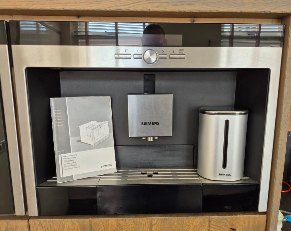 Siemens TK76K573 Inbouw Koffiemachine - Volautomaat, Witgoed en Apparatuur, Ophalen, Afneembaar waterreservoir, Gebruikt, 10 kopjes of meer