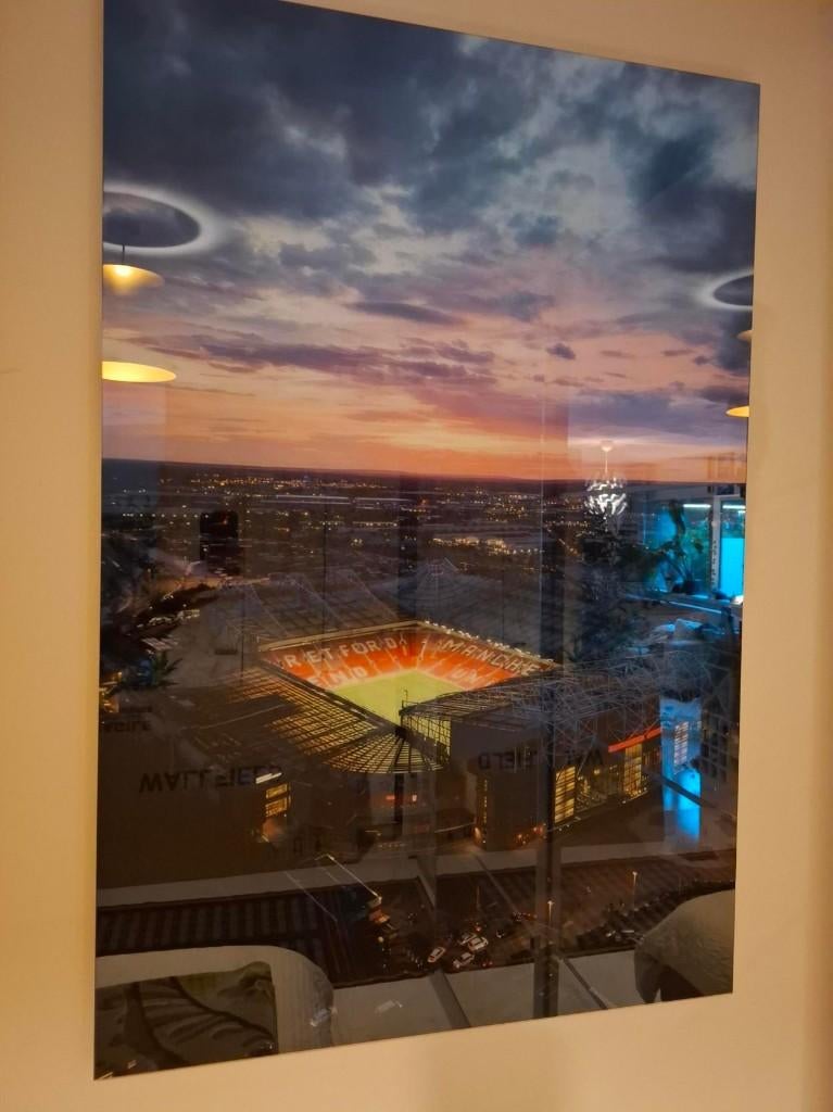 Glasschilderij Old Trafford Manchester United, Ophalen, Schilderij, 120 cm, Meerkleurig