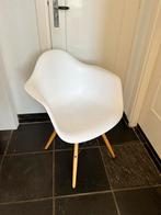 2 stuks Witte DAW stoel (replica) - Charles Eames design, Huis en Inrichting, Stoelen, Ophalen, Gebruikt, Twee, Wit