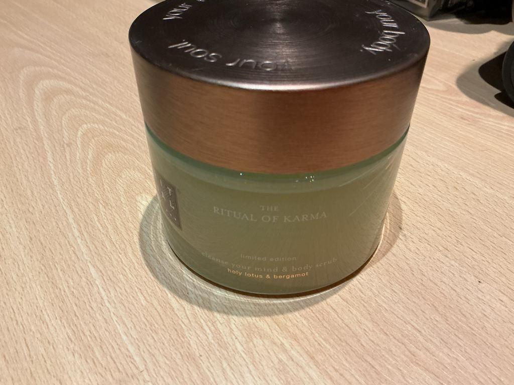 Rituals The Ritual of Karma body scrub, Sieraden, Tassen en Uiterlijk, Uiterlijk | Lichaamsverzorging, Ophalen of Verzenden, Nieuw