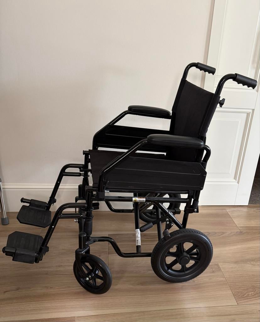 Te koop inklapbare Medipoint transport rolstoel., Ophalen, Inklapbaar, Zo goed als nieuw, Handbewogen rolstoel