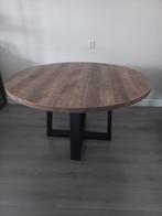 Mooie robuuste ronde tafel met stalen poten, Huis en Inrichting, Tafels | Eettafels, Rond, Ophalen of Verzenden, Zo goed als nieuw
