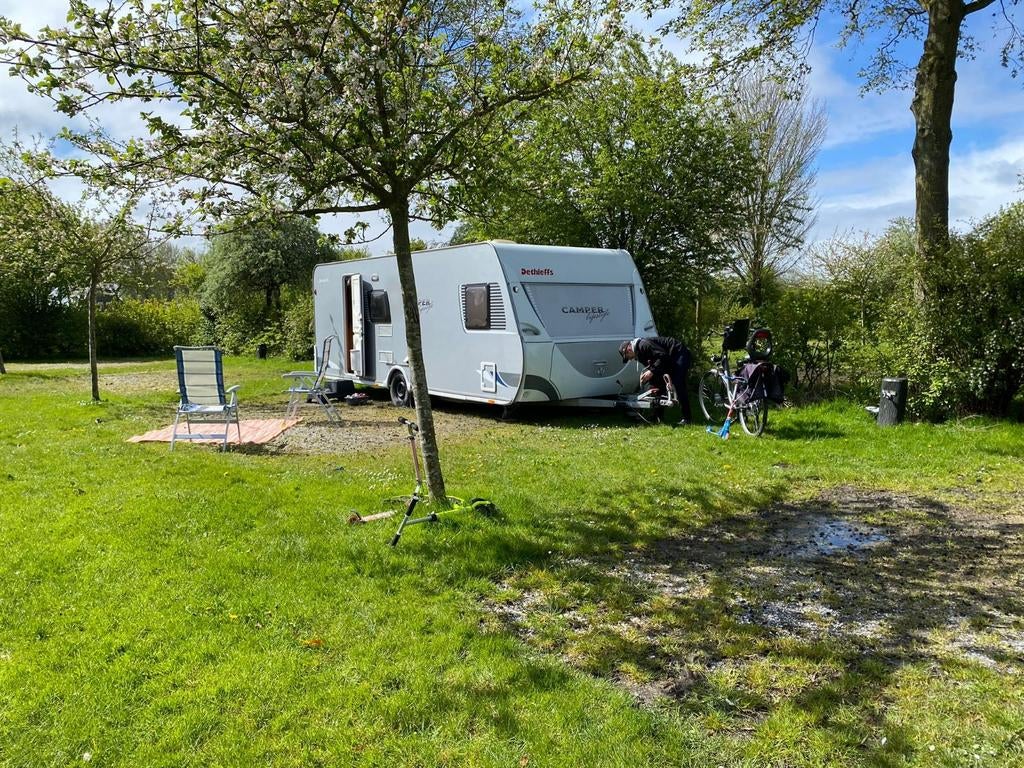 Dethleffs Camper 560 FSK (2008) - Ruime gezinscaravan, Caravans en Kamperen, Caravans, Arist-Dethleffs-Straße 12, 88316 Isny im Allgäu, Duitsland