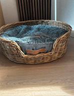 Grote Rieten Hondenmand van het merk 51 degrees north, Ophalen, Gebruikt, Riet