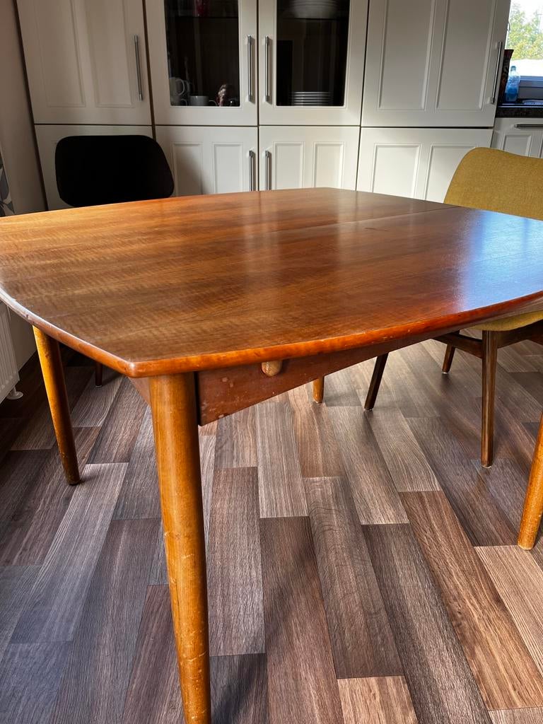 Uitschuifbare vintage eettafel William Watting voor Fristho., Ophalen