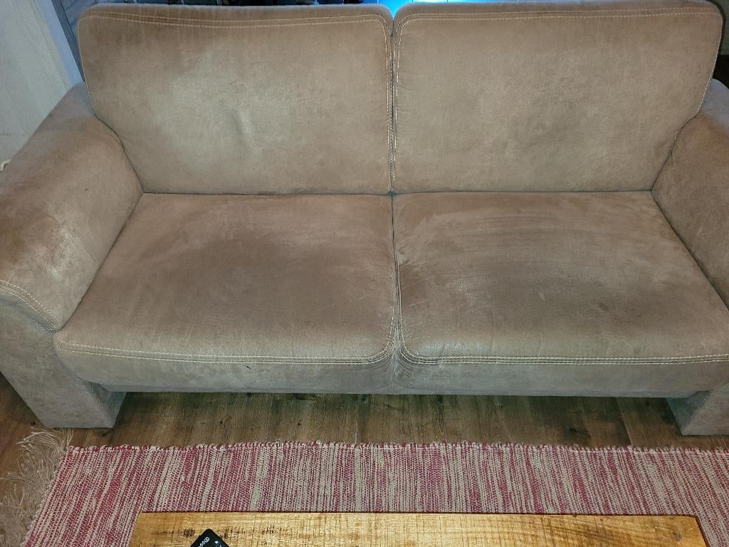 GRATIS : Zandkleurige / beige 2 tot 3 zits bank, Ophalen, Geen specifieke te benoemen stijl, Gebruikt, Driepersoons