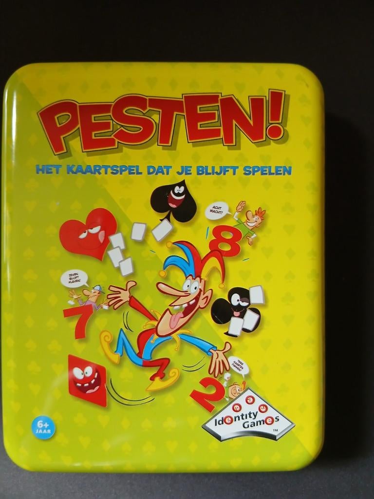 Pesten! Het kaartspel dat je blijft spelen - Identity Games, Vijf spelers of meer, Ophalen of Verzenden, Zo goed als nieuw, Identity Games