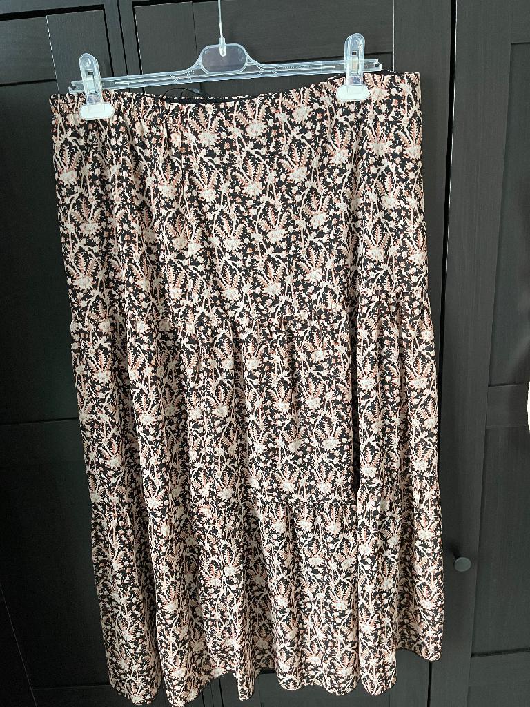 Strokenrok, Kleding | Dames, Rokken, Overige kleuren, Maat 42/44 (L), Ophalen of Verzenden, Onder de knie