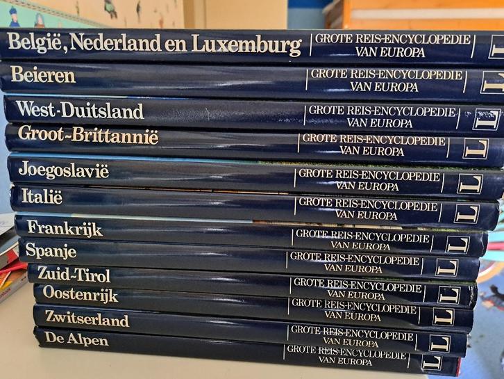 De Grote reis-encyclopedie van Europa, Boeken, Reisgidsen, Zo goed als nieuw, Reisgids of -boek, Europa, Overige merken, Ophalen of Verzenden
