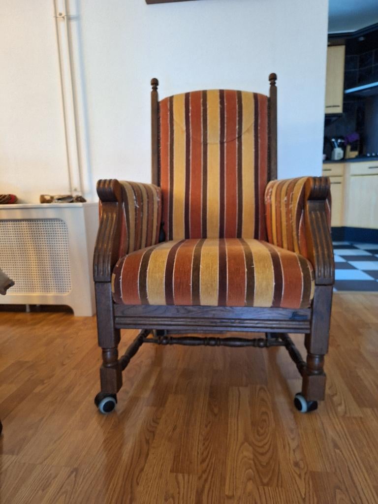 hoge stoel, Ophalen, Gebruikt, Minder dan 75 cm, Stof