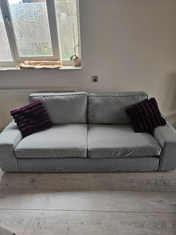 IKEA KIVIK 3-zitsbank - Beige/Grijs - Juli 2024, Huis en Inrichting, Banken | Bankstellen, Gebruikt, Rechte bank, Driepersoons
