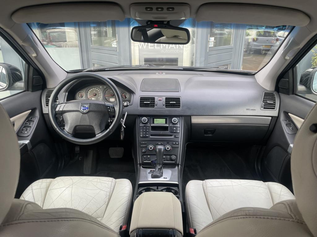 Volvo XC90 2.5 T Momentum 7p facelift | Youngtimer | Trekhaa, Auto's, Gebruikt, 1991 kg, Blauw, 7 stoelen
