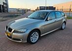 BMW 320i Touring | Leder | Trekhaak | Bi-xenon | Facelift, Euro 5, Achterwielaandrijving, 1995 cc, 4 cilinders