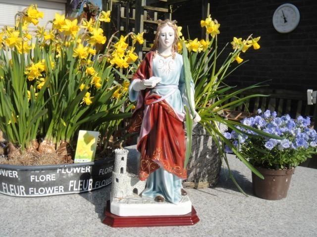 Prachtig beeld van de Heilige Barbara - porselein NECA, Verzamelen, Religie, Zo goed als nieuw, Christendom | Katholiek, Beeld(je)