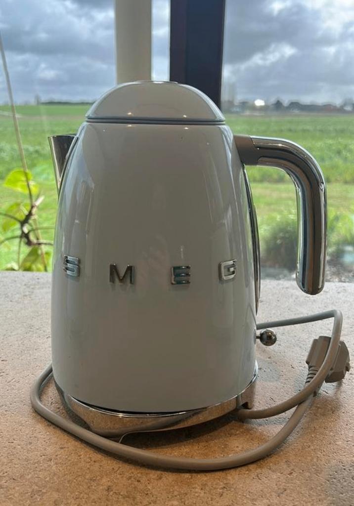 Smeg Waterkoker, Witgoed en Apparatuur, 1 tot 2 liter, Ophalen of Verzenden, Zo goed als nieuw, Rvs