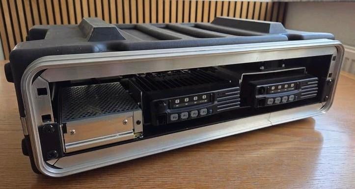 Icom VHF repeater (2-HE), Telecommunicatie, Ophalen of Verzenden, Zo goed als nieuw