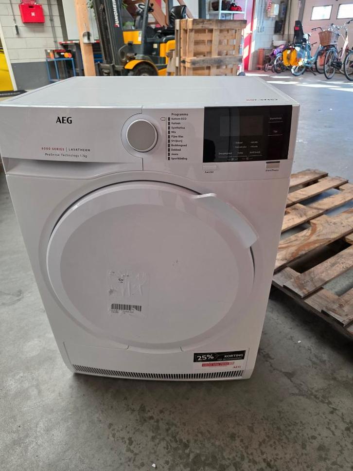 AEG condensdroger, Witgoed en Apparatuur, Wasdrogers, Zo goed als nieuw, Condens, 6 tot 8 kg, 85 tot 90 cm, Anti-kreukfase, Ophalen of Verzenden