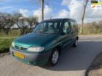 Citroen Berlingo 1.6-16V Multispace Nouvelles Frontières, Voorwielaandrijving, Gebruikt, 4 cilinders, 49 €/maand