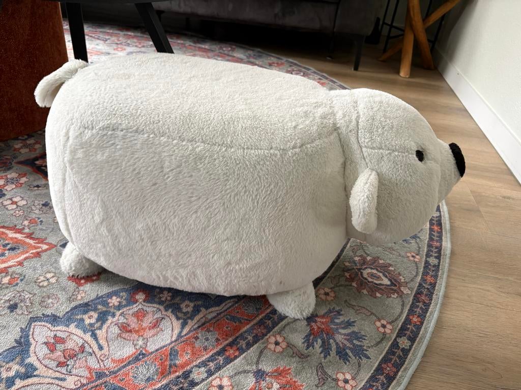 Witte ijsbeer poef, Ophalen, Gebruikt