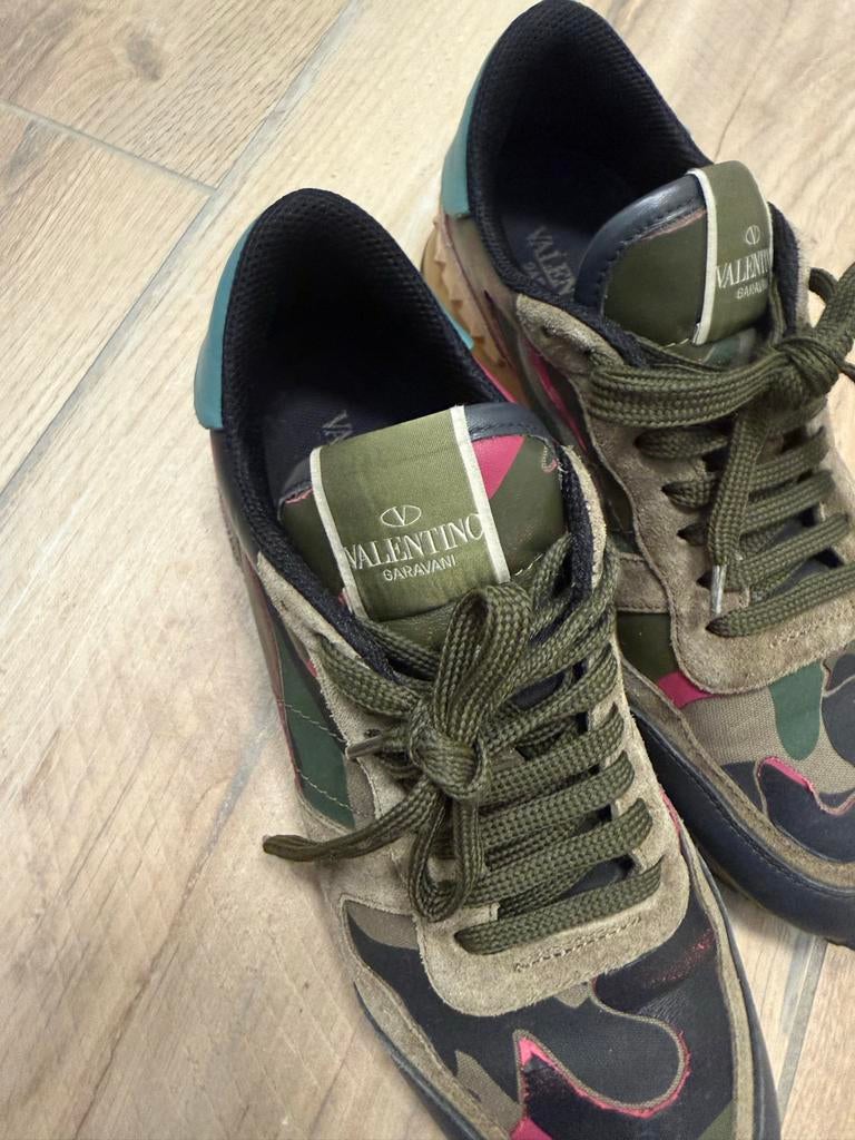 ORGINELE Valentino Garavani Sneakers - Camouflage - Maat 39, Ophalen of Verzenden, Gedragen, Groen, Sneakers of Gympen