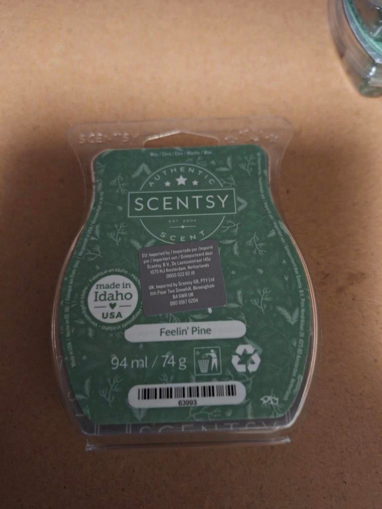Scentsy Waxbar Feelin' Pine - Heerlijke Dennengeur, Groen, Overige materialen, Overige stijlen, Nieuw
