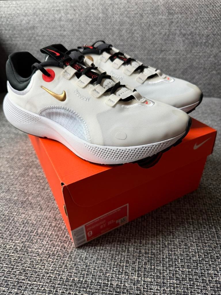 Nike React Escape RN maat 40.5, Kleding | Dames, Schoenen, Wit, Nieuw, Ophalen of Verzenden, Sneakers of Gympen