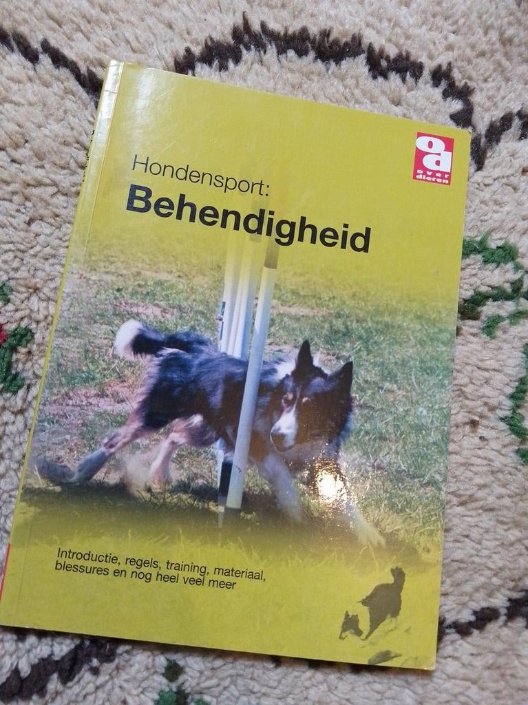 Hondensport: Behendigheid boek, Ophalen of Verzenden