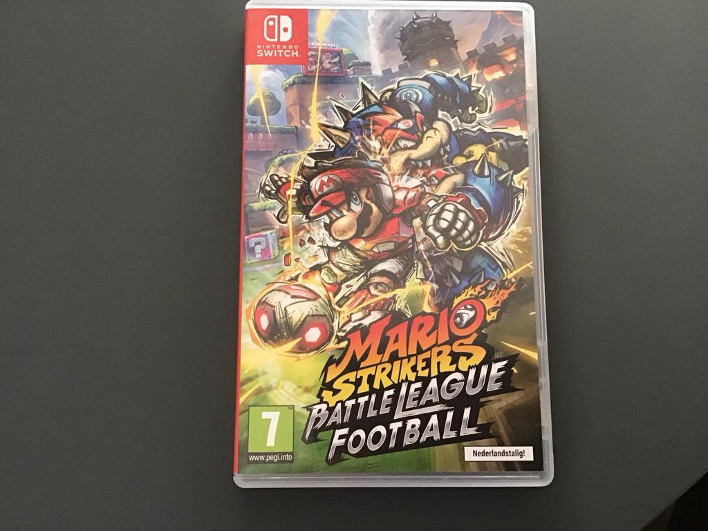 Mario Strikers Battle League Football Nintendo Switch, Ophalen, Eén computer, Zo goed als nieuw, 3 spelers of meer