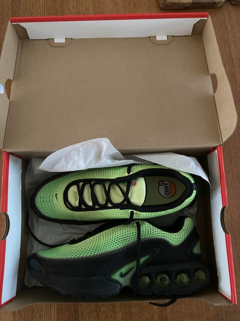 Nike Sportschoenen - Zwart/Groen maat 42,5 koopje, Zwart, Nieuw, Ophalen of Verzenden, Sneakers of Gympen