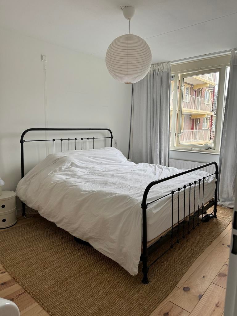 Klassiek Frans spijlenbed op maat 180 x 200, Huis en Inrichting, Slaapkamer | Bedden, Ophalen, Zwart, Tweepersoons, Zo goed als nieuw