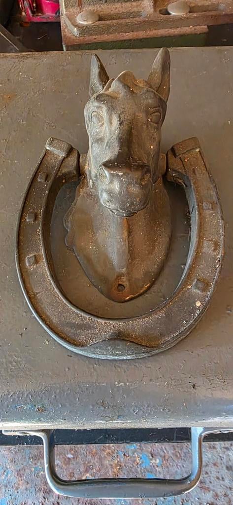Antieke gietijzeren paardenhoofd deurklopper, Antiek en Kunst, Ophalen of Verzenden