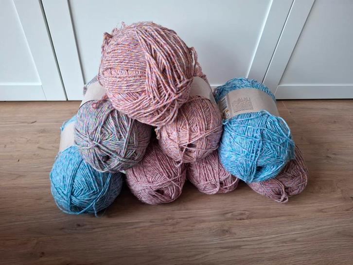 8 bollen Alison & Mae Festival Yarn - 300 gram per bol, Hobby en Vrije tijd, Breien en Haken, Ophalen of Verzenden