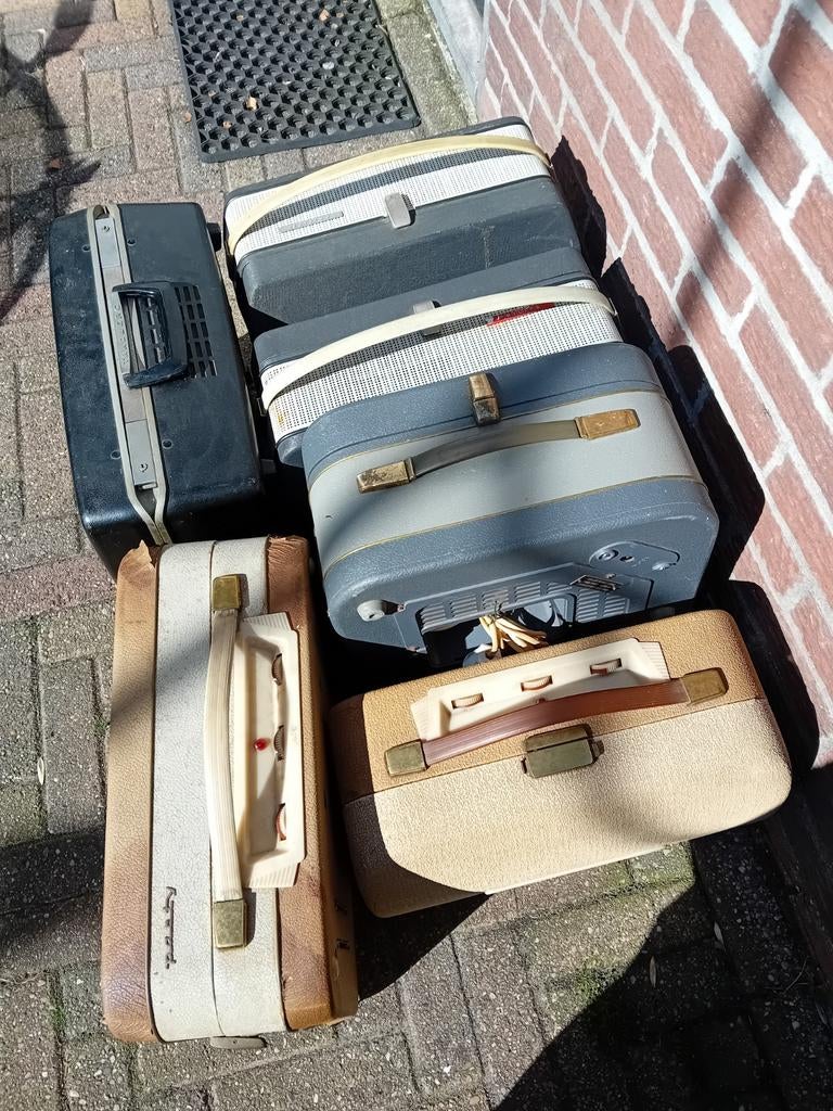 8 Vintage bandrecorders, Ophalen