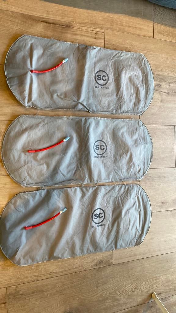 3 sailcentrer 48L luchtzakken voor optimist te koop, Ophalen of Verzenden, Zo goed als nieuw, Overige typen, Minder dan 15 m²