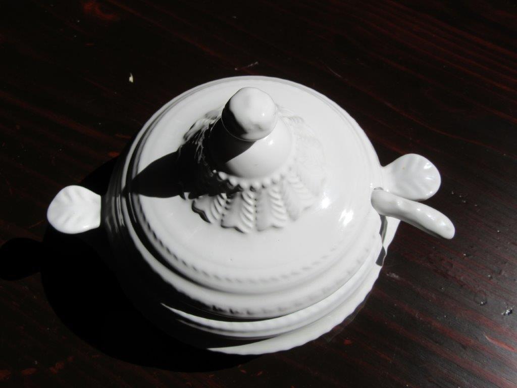 Klein dekschaaltje (suikerpot), Antiek en Kunst, Antiek | Servies los, Ophalen of Verzenden