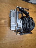 Compacte auto bandenpomp 12V, Ophalen of Verzenden