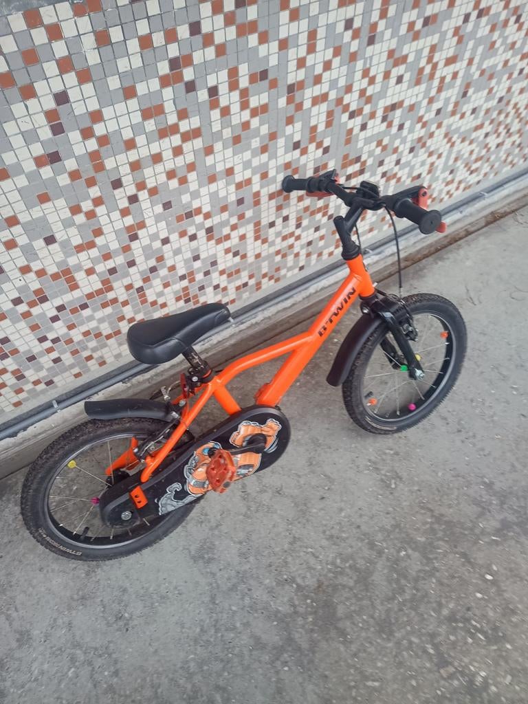 Btwin 16 inch kinderfiets, heeft onderhoud nodig, Ophalen, Gebruikt, 16 tot 20 inch, BTWIN