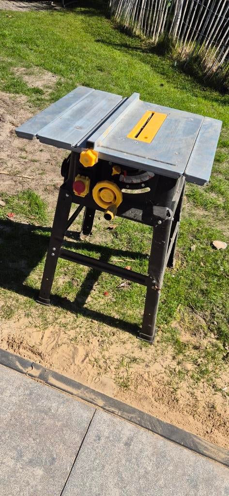 Powerplus Zaagtafel met Hoekverstelling, Doe-het-zelf en Verbouw, Gereedschap | Zaagmachines, Gebruikt, Cirkelzaag, Ophalen of Verzenden