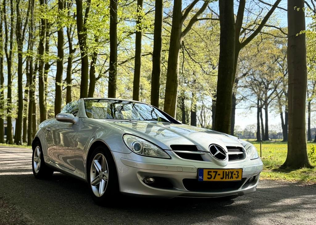 Mercedes-Benz SLK 1.8 Slk200 Kompr Roadster AUT 2006 Grijs, Auto's, Mercedes-Benz, Automaat, Achterwielaandrijving, 4 cilinders