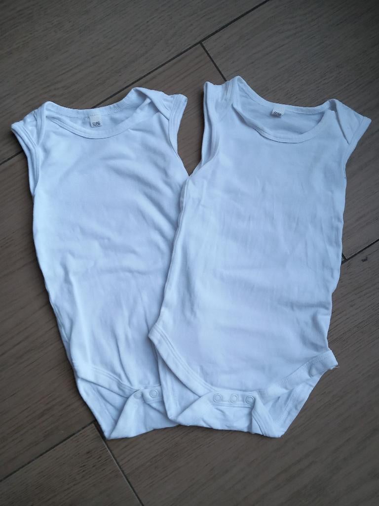 K167 Witte rompers maat 50/56, Kinderen en Baby's, Babykleding | Maat 50, Ophalen of Verzenden, Zo goed als nieuw, Jongetje of Meisje