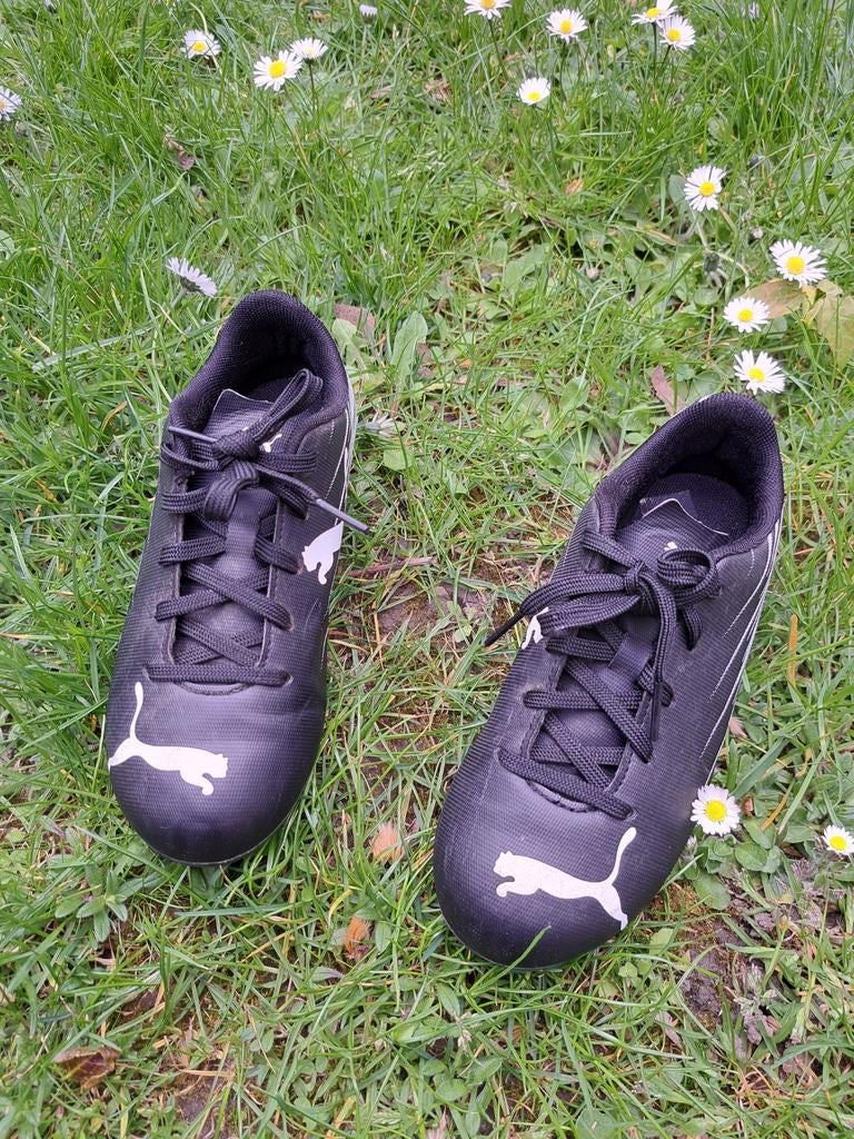 Voetbalschoenen Puma zwart maat 33, Sport en Fitness, Voetbal, Maat XS of kleiner, Ophalen, Zo goed als nieuw, Schoenen