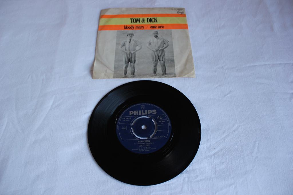 tom & dick - bloody mary, Maxi-single, Ophalen of Verzenden, Zo goed als nieuw, 12 inch